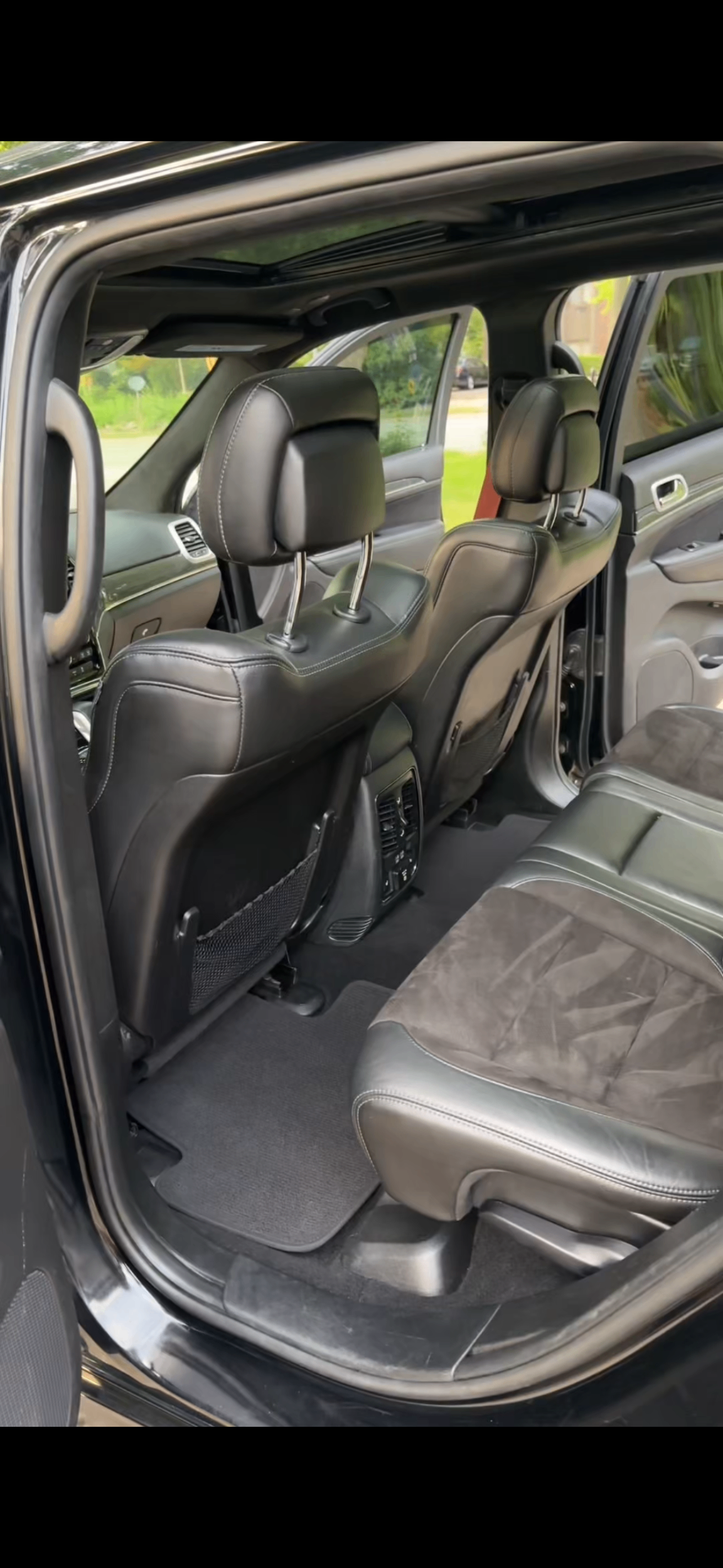 Jeep Grand Cherokee back seats — after detailing